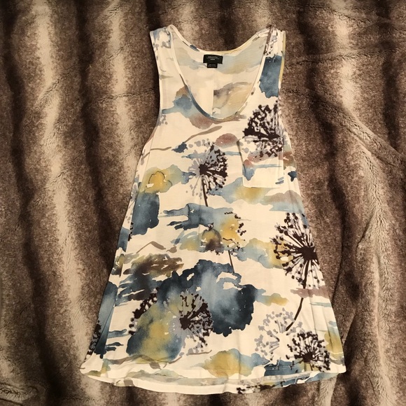 Deletta Tops - Deletta Watercolor tank w pocket & dandelion print